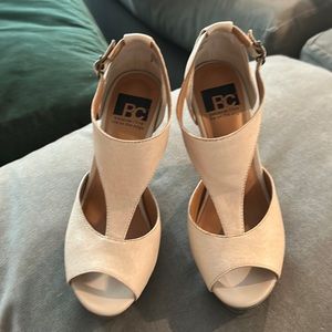 BC Nude wedges